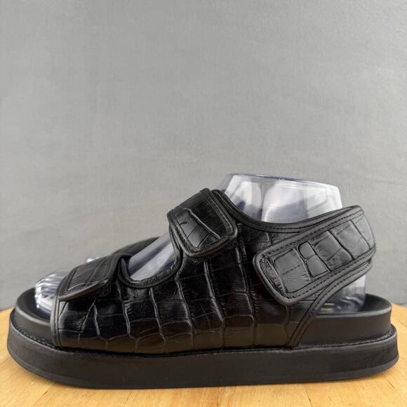 Arket Shoes - Arket Chunky Black Leather Sandals Croc Embossed Women’s Size 37 EU / 6 US